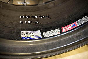 19" Volk RE30 Limited Edition in Formula Silver + tires. Las Vegas area.-pben0nj.jpg