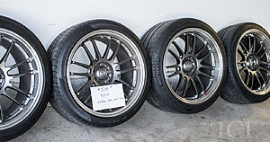 19" Volk RE30 Limited Edition in Formula Silver + tires. Las Vegas area.-gcszino.jpg