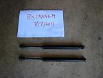 OEM G35 Trunk Lid Strut Supports-rsz_img_3435.jpg