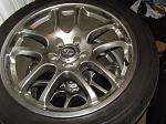 18&quot; 2005 Sedan Sport Wheels - MINT CONT. + almost brand new tires ;)-snc10402.jpg