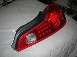 05 OEM Passenger Side Tail Light - MINT-dscn0980.jpg