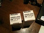 New 2 x Philips 4300K Xenon Lights D2S-img_0122-1-.jpg