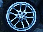 FS: 19" OEM 06' (3500 miles) Wheels/Tires-dsc00070.jpg