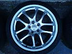 FS: 19" OEM 06' (3500 miles) Wheels/Tires-dsc00071.jpg