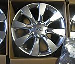 FS: 2007 OEM M35 wheels-img_4167.jpg