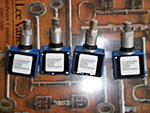 4-Blue TMPS sensors-2007_09210010.jpg
