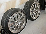 '06 OEM 19&quot; POLISHED Rays w/ tires 50.-raysfront.jpg