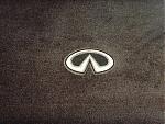 selling my trunk mat-snv32355.jpg