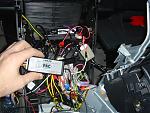 I can control my IPOD from my Steering Wheel! ... PICS-dsc00921.jpg