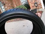 1 Dunlop 9000 sport tire 275-35ZR19-img_8429.jpg