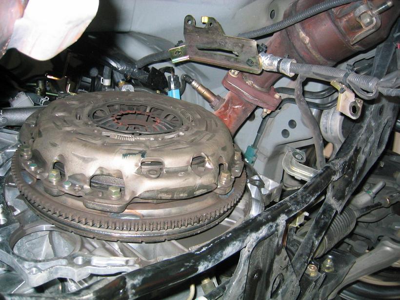 DIY Changing Clutch G35Driver Infiniti G35 & G37