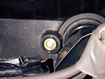 Broken screw in valve cover-img00035-20100212-2048.jpg