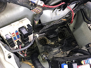 Rain shorted out horn relay under hood-photo33.jpg