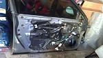 05-06 sedan front driver side complete door-imag0316.jpg