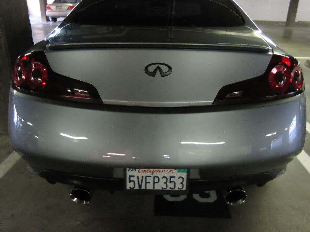 Infiniti license deals plate cover