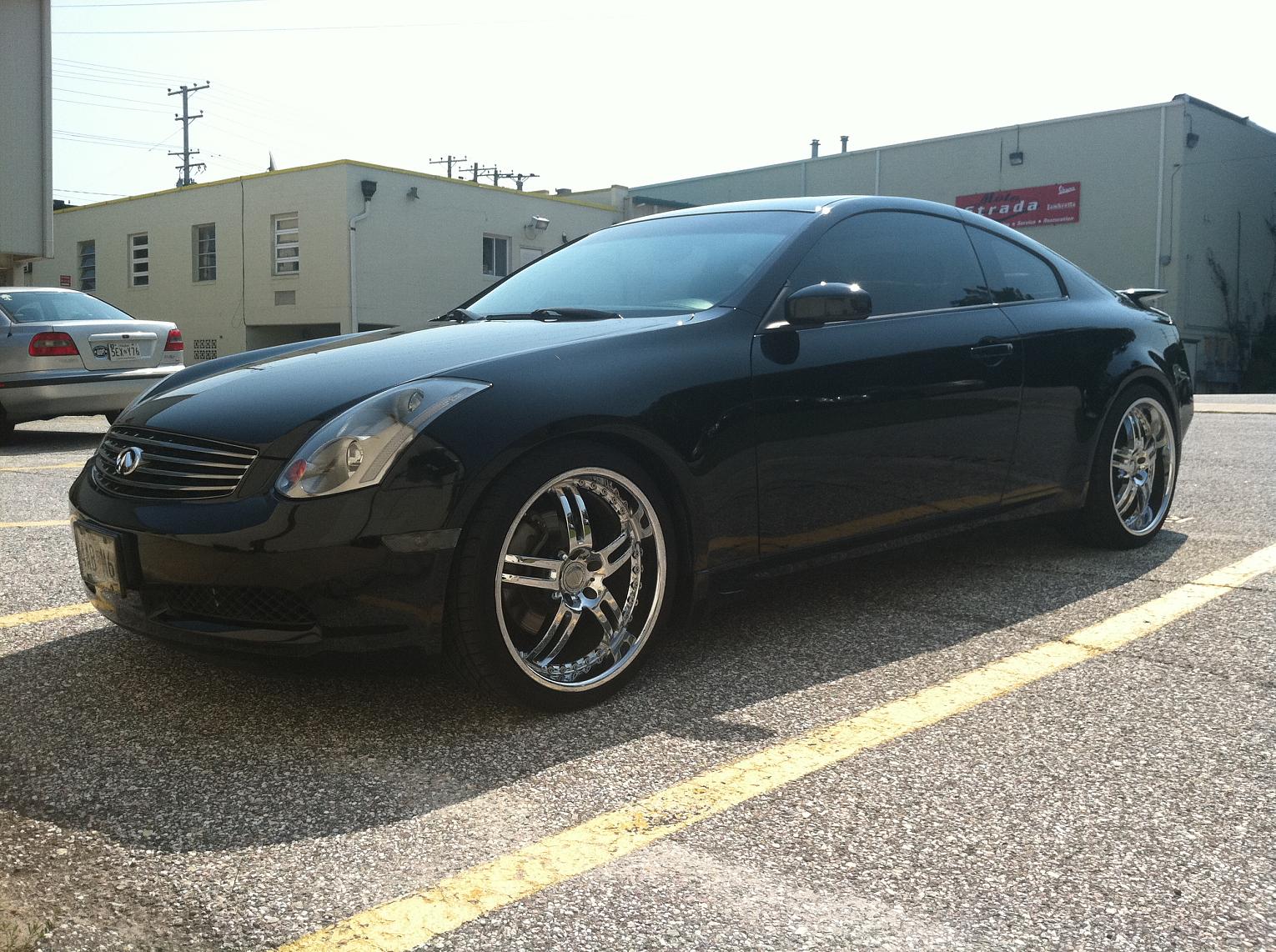 How much horsepower does a 2005 infiniti g35 have