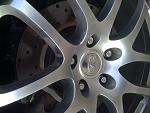 OK whats with this....does anyone have this rotor rust? is it due to brake pads?-img_0150.jpg