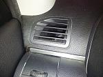 Crack in dashboard-img_20121231_103557.jpg