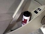 why do we not have cup holders in our doors-holder4.jpg