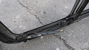 How a Sunroof Works - Tear down-ilkcmi7.jpg