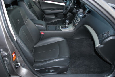 Name:  Used-2008-Infiniti-G35-xALLWHEELDRIVETECHPACKAGEMOONROOFNAVIGATIONSYSTEM-ID387188231.jpg
Views: 67
Size:  28.8 KB