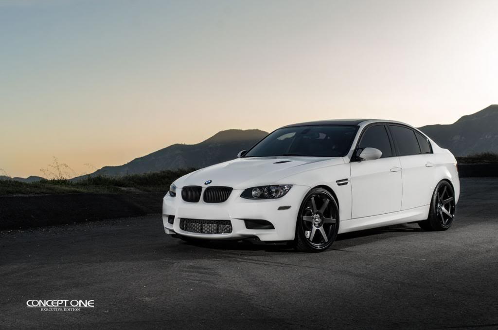 Name:  BMW_M3-CS6_2lr_zps69a20f84.jpg
Views: 37
Size:  52.8 KB