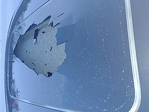 Anybody heard of an shattered sunroof while driving?-20180117_171221-1-.jpg