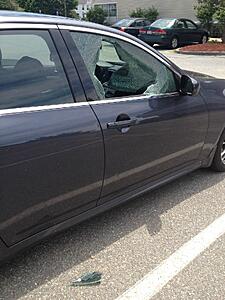 Larceny- Criminal smashed my front passanger side window!-fznfi.jpg