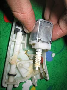 DIY: Fuel Door Lock Actuator REPAIR-n4xrwh.jpg