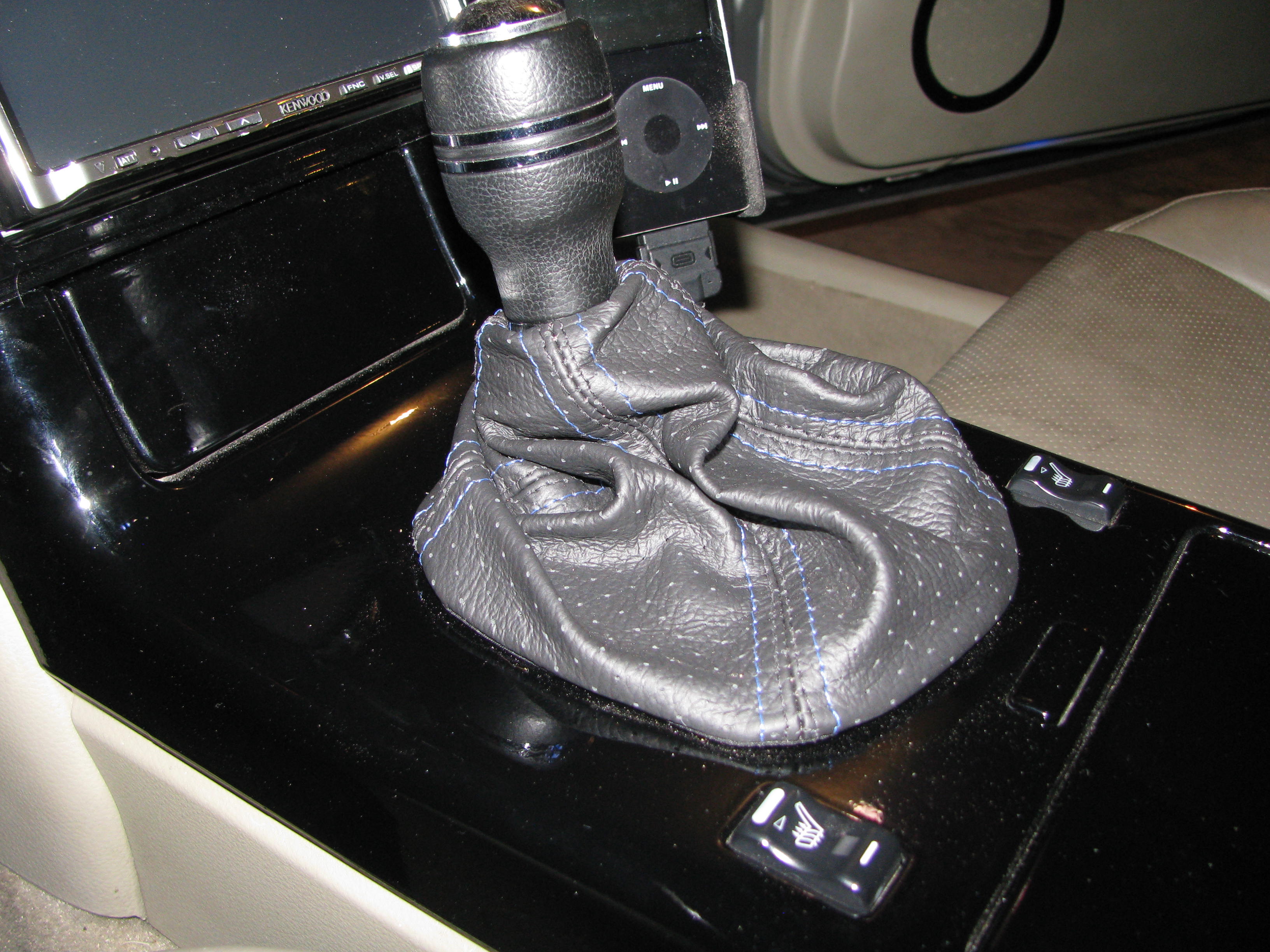 Name:  shiftboot003.jpg
Views: 66
Size:  951.7 KB
