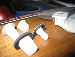 rocker molding/side skirt clip/fastner-img_1937.jpg