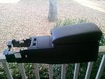 2006 Black Center console with armrest-2010-09-25-17.45.29.jpg