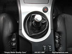 G35 2006 Manual center console-5591dd9c1a_640.jpg