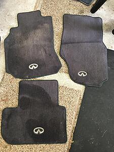 G35 Coupe floormats-gee6wbv.jpg