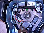 Steering wheel lights in '04 Coupe- EASY-strgwh3.jpg