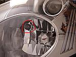 bulbGot a 06 light.  How does this wedge t work?-dsc02950.jpg