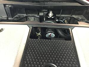 S.O.S. - Signaled Out Sedan-19qhxih.jpg
