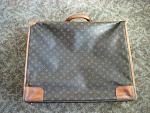 louis vuitton luggage-img_0275-.jpg