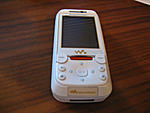 FS: Sony Ericsson W850 WHITE-img_0435.jpg