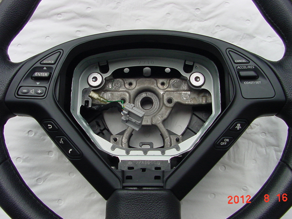 Name:  SteeringWheel3.jpg
Views: 102
Size:  299.4 KB